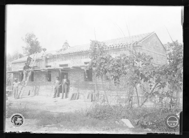 1938 08 28 Santa Margherita d&#039;Adige COSTRUZIONE RICOVERI id_38036 3 cm_13x18 lastra